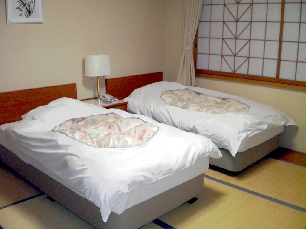 Watarase Onsen Hotel Yamayuri Hongu Kültér fotó